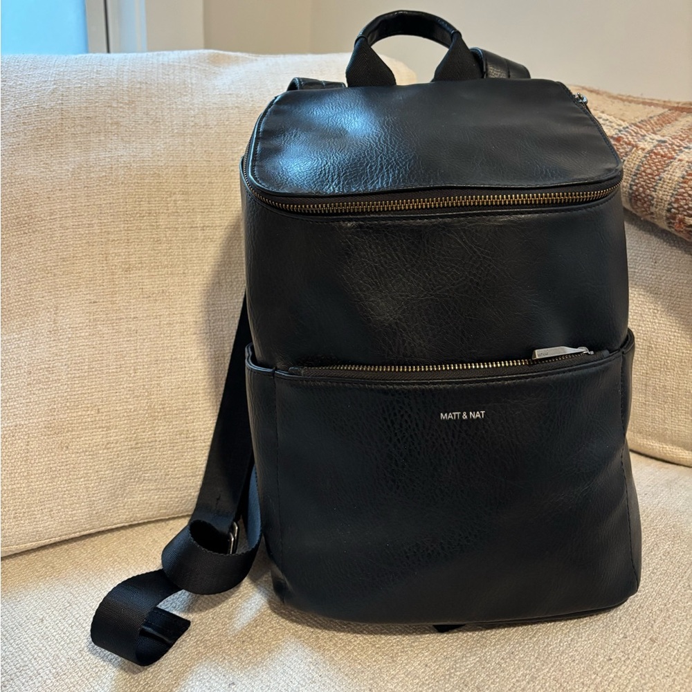 Matt & Nat Brave Backpack in Grain Black - Excellent Condition